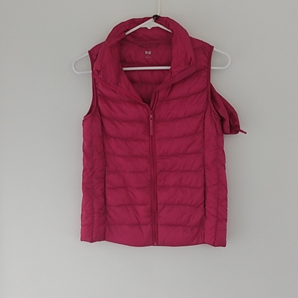 XS Uniqlo lightweight vest